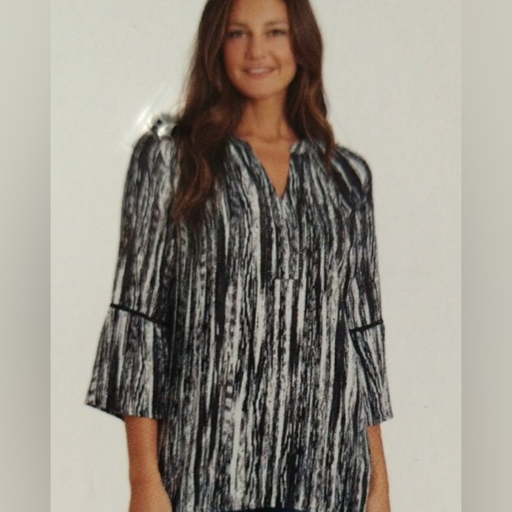 Gloria Vanderbilt Nova Paint Flow Black